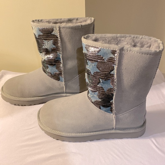 Ugg Womens Classic Short Sequin Stars Boots Grey Violet Size 6 - Picture 2 of 5